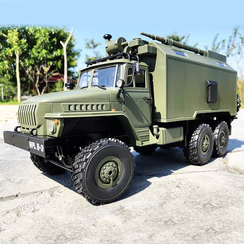 Camion Télécommandé Style Militaire